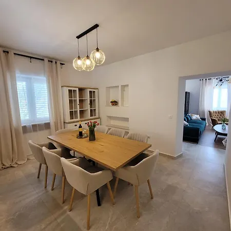 Premier Apartment *